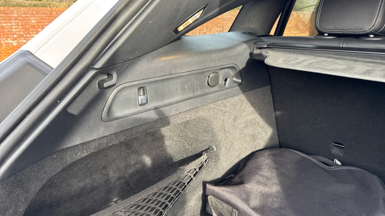 Mercedes-Benz EQC 400 300kW AMG Line Premium Plus 80kWh 5dr Auto Electric Estate